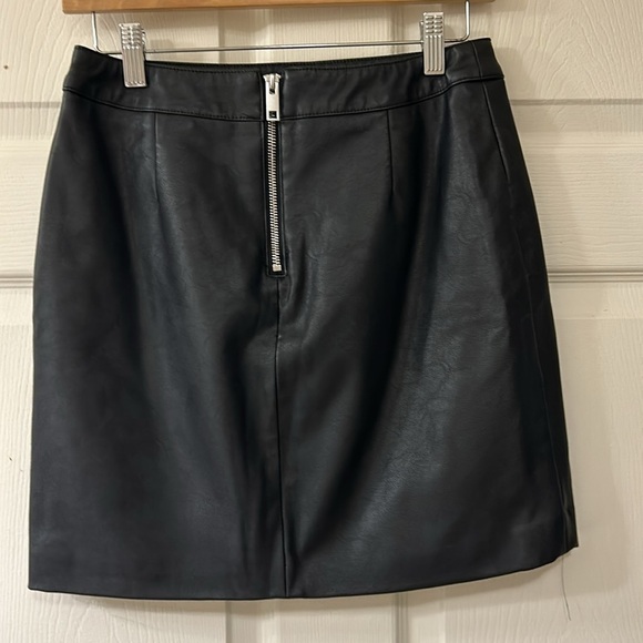 Black Mini Leather H&M Skirt - Picture 3 of 4